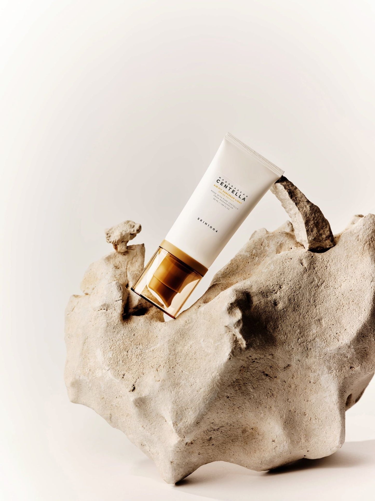 SKIN1004 | Madagascar Centella Air-Fit Suncream Light SPF30 PA++++