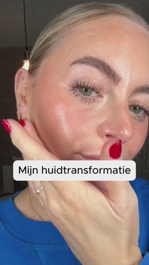 Sarah M, 42