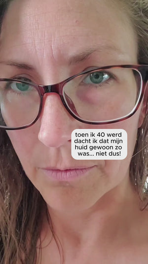 Claudia, 53